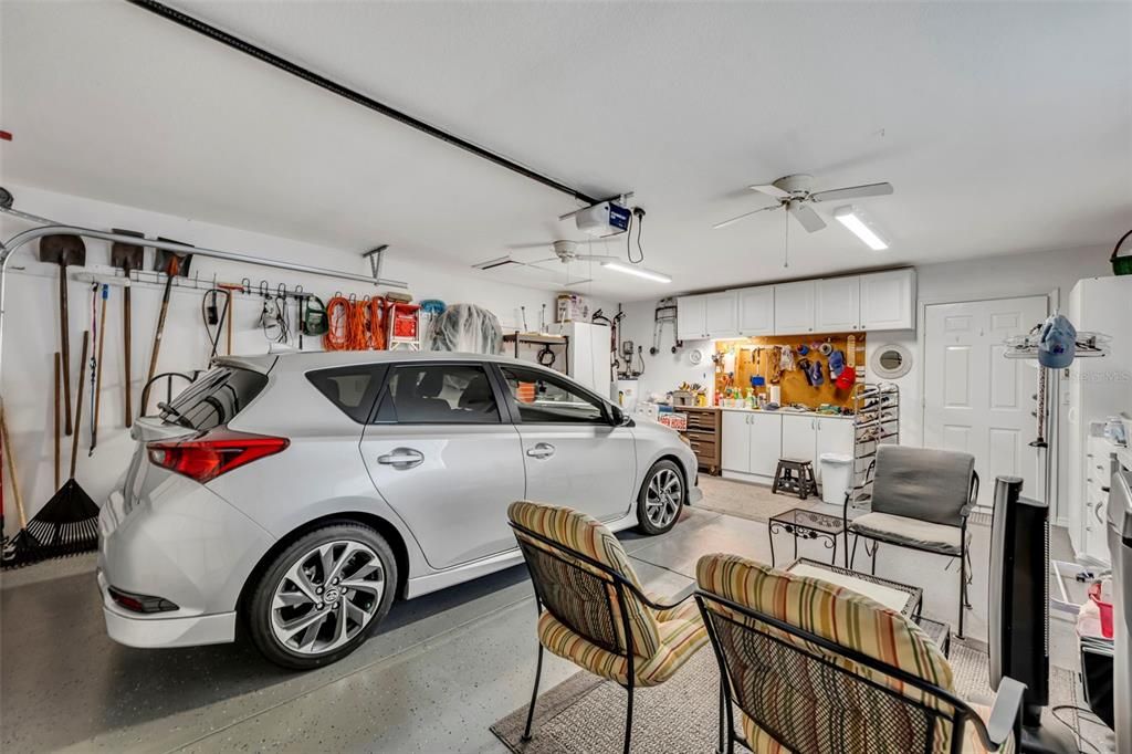 For Sale: $270,000 (3 beds, 2 baths, 2016 Square Feet)