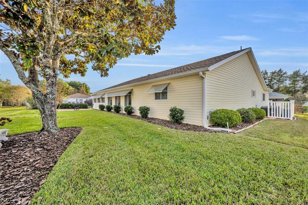 For Sale: $270,000 (3 beds, 2 baths, 2016 Square Feet)