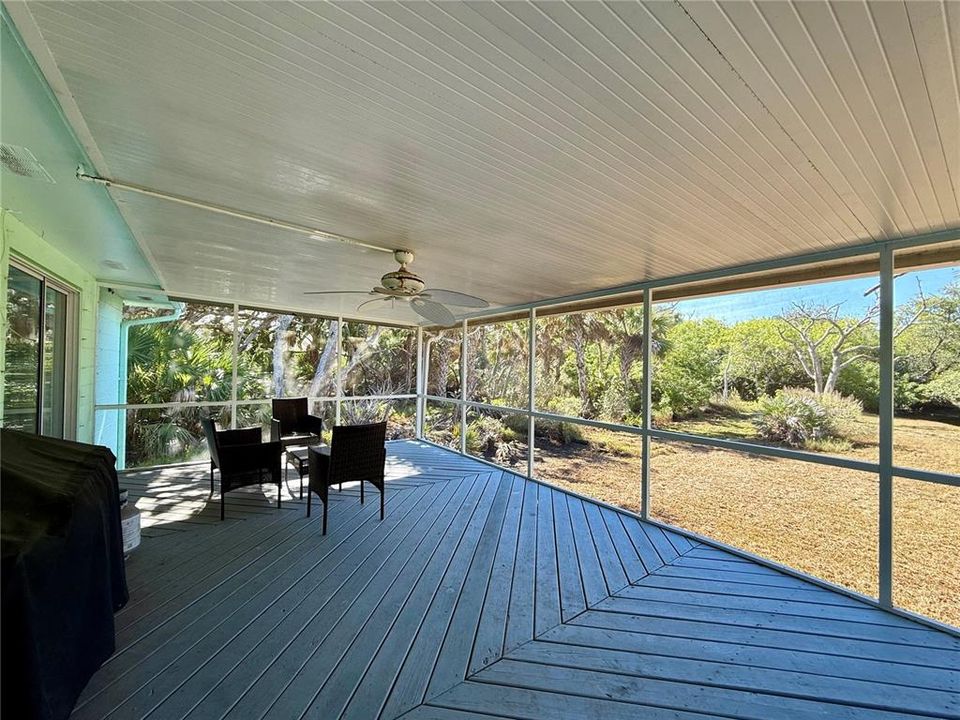 В аренду: $2,500 (3 спален, 2 ванн, 1165 Квадратных фут)