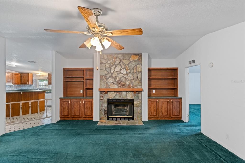 En Venta: $199,027 (4 camas, 2 baños, 2280 Pies cuadrados)