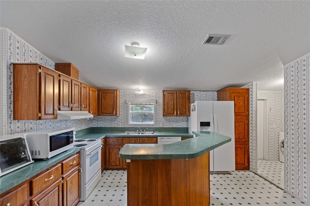 En Venta: $199,027 (4 camas, 2 baños, 2280 Pies cuadrados)