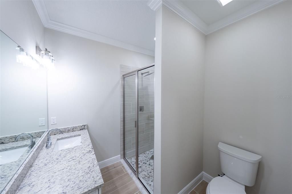 En Venta: $340,000 (4 camas, 3 baños, 2057 Pies cuadrados)