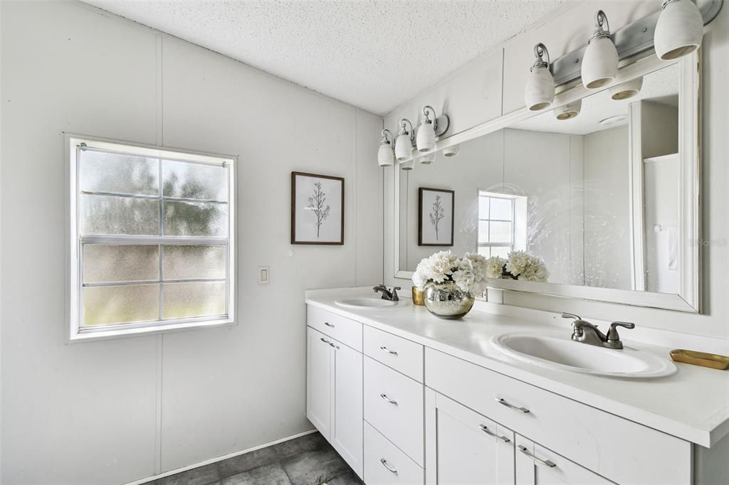 待售: $249,900 (3 贝兹, 2 浴室, 1620 平方英尺)