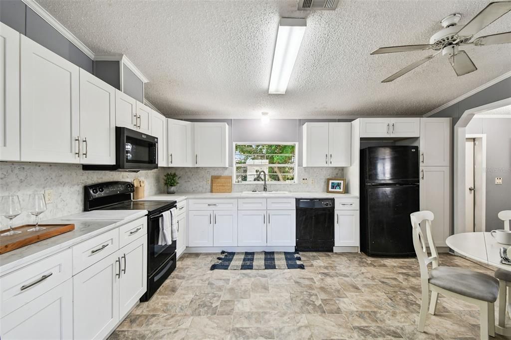 待售: $249,900 (3 贝兹, 2 浴室, 1620 平方英尺)