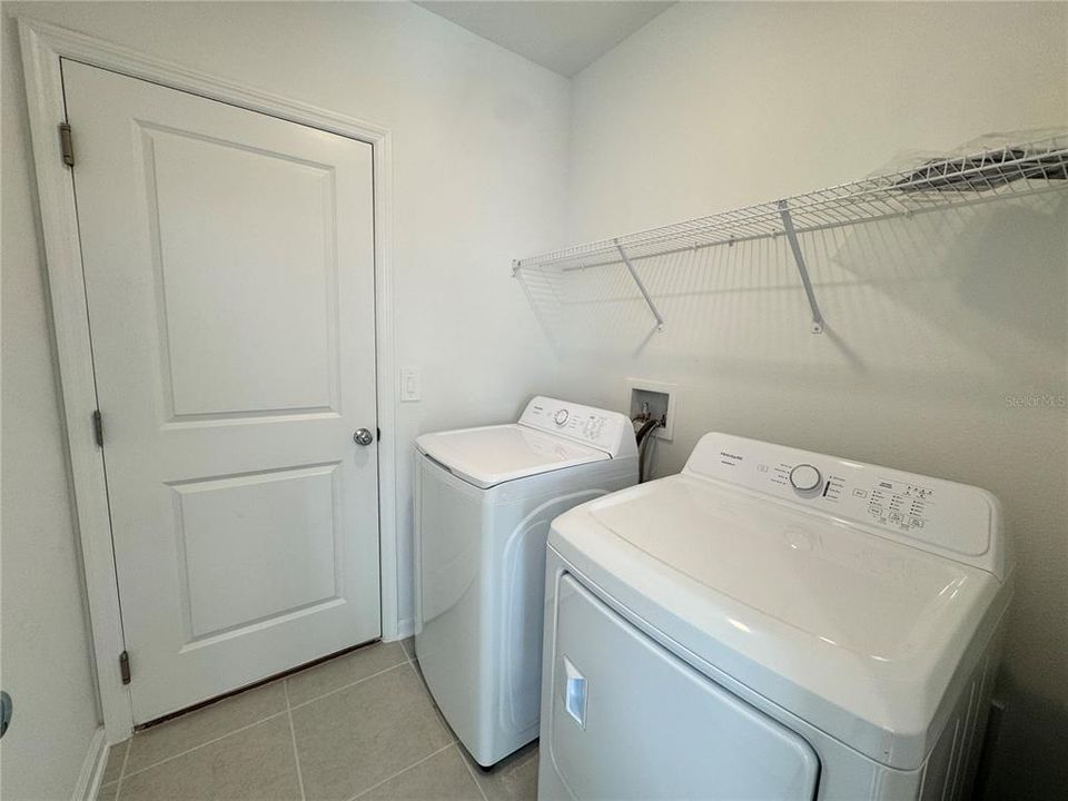 En Renta: $2,300 (5 camas, 2 baños, 2112 Pies cuadrados)