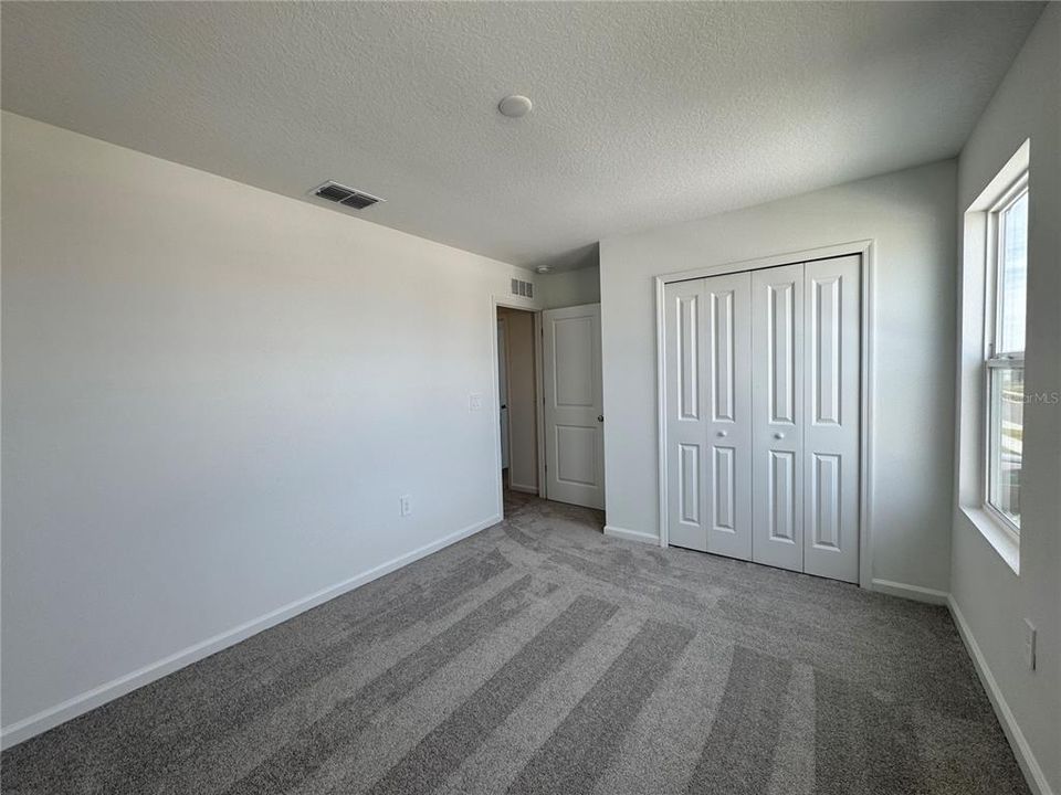 En Renta: $2,300 (5 camas, 2 baños, 2112 Pies cuadrados)