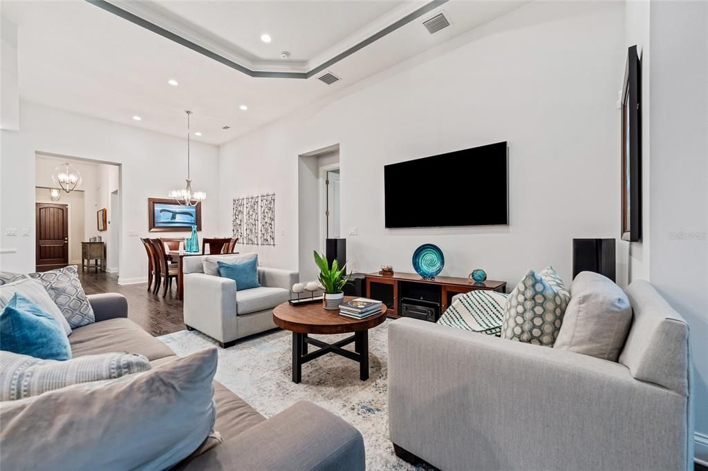 На продажу: $1,050,000 (4 спален, 2 ванн, 2298 Квадратных фут)