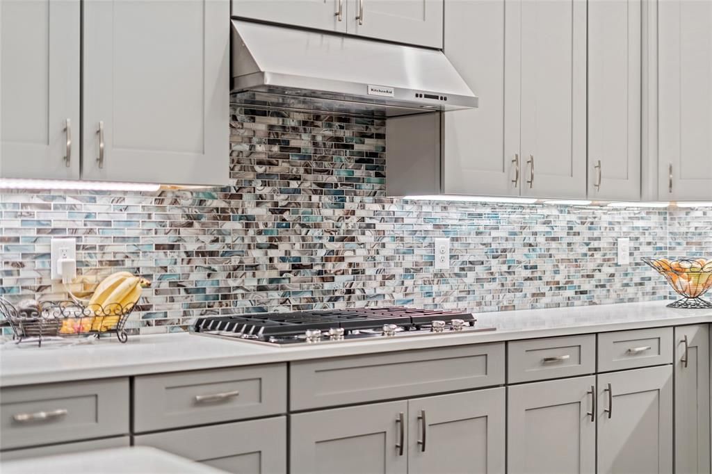 На продажу: $1,050,000 (4 спален, 2 ванн, 2298 Квадратных фут)