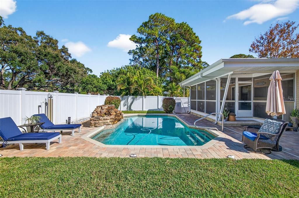 На продажу: $605,000 (3 спален, 2 ванн, 1922 Квадратных фут)