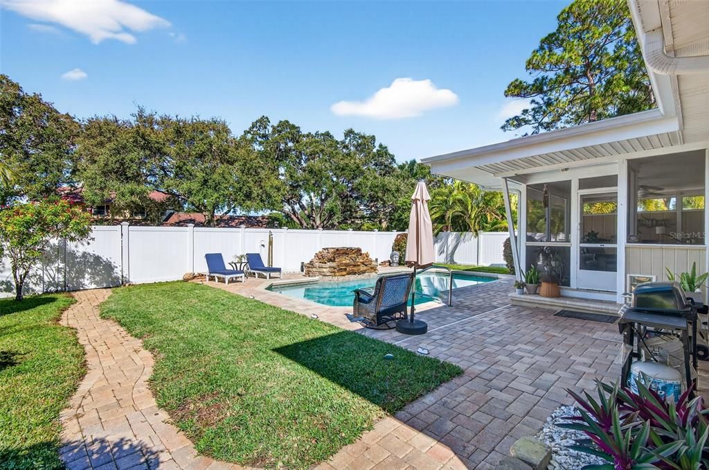 На продажу: $605,000 (3 спален, 2 ванн, 1922 Квадратных фут)