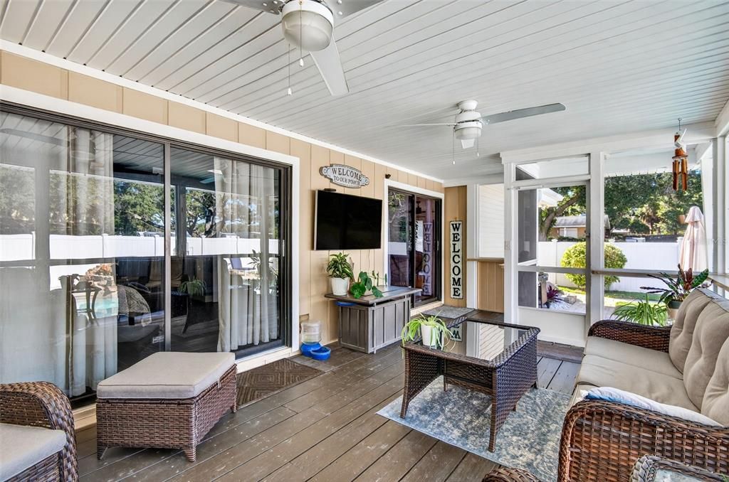 На продажу: $605,000 (3 спален, 2 ванн, 1922 Квадратных фут)