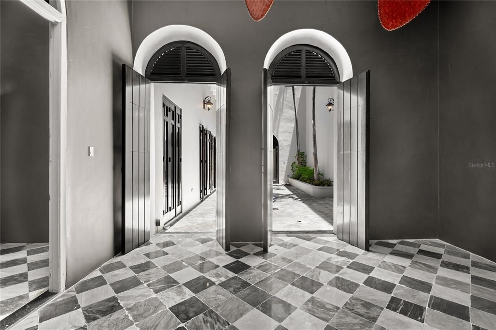 В аренду: $19,000 (4 спален, 3 ванн, 4975 Квадратных фут)