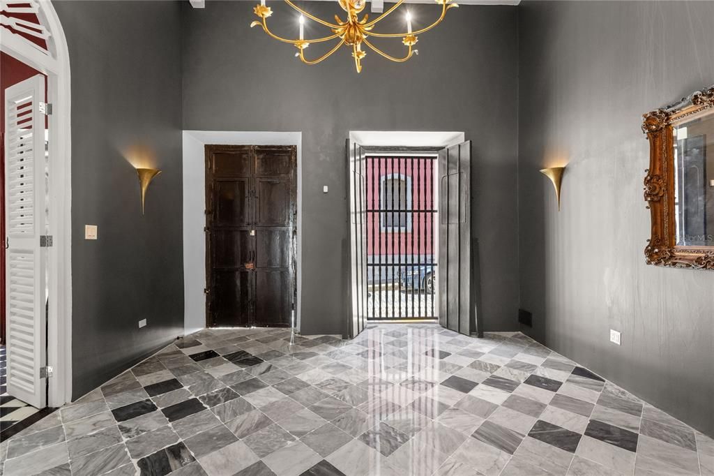 В аренду: $19,000 (4 спален, 3 ванн, 4975 Квадратных фут)