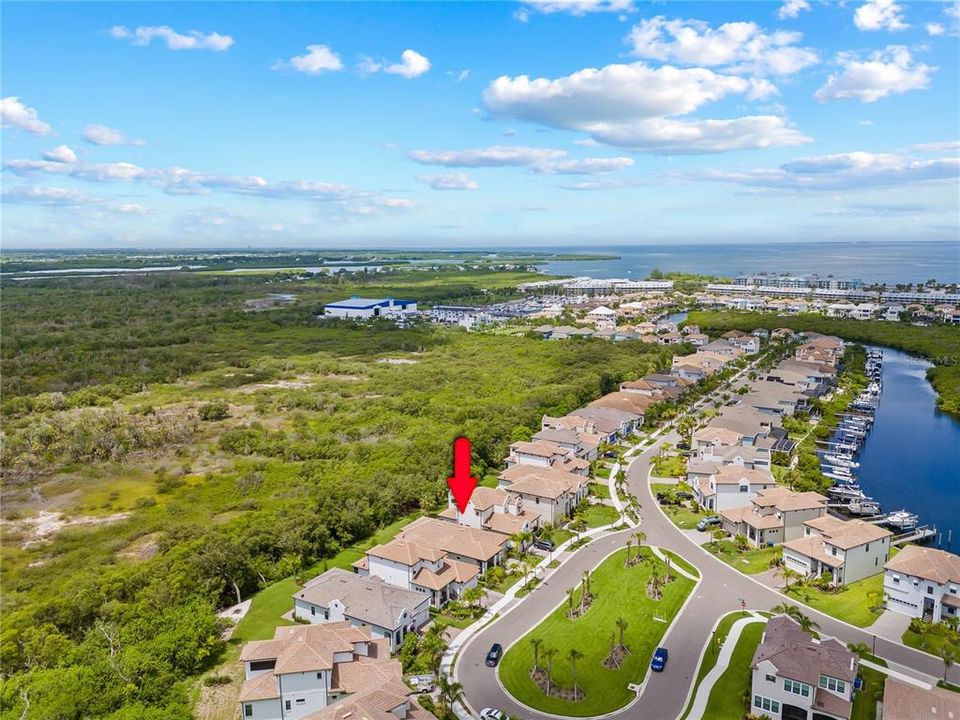 For Rent: $4,400 (3 beds, 2 baths, 1986 Square Feet)