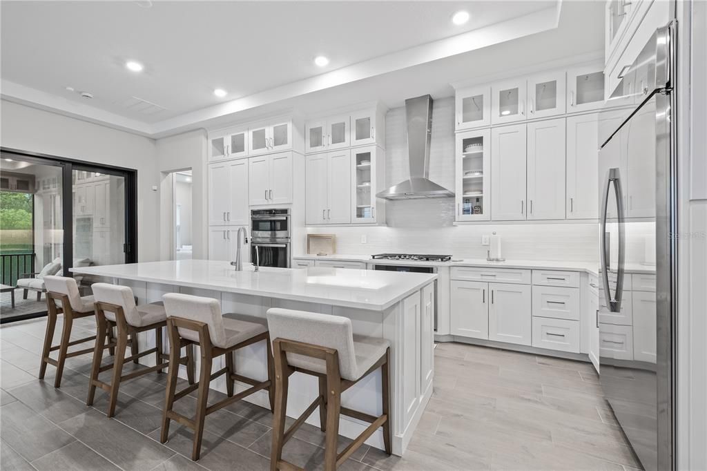 For Rent: $4,400 (3 beds, 2 baths, 1986 Square Feet)