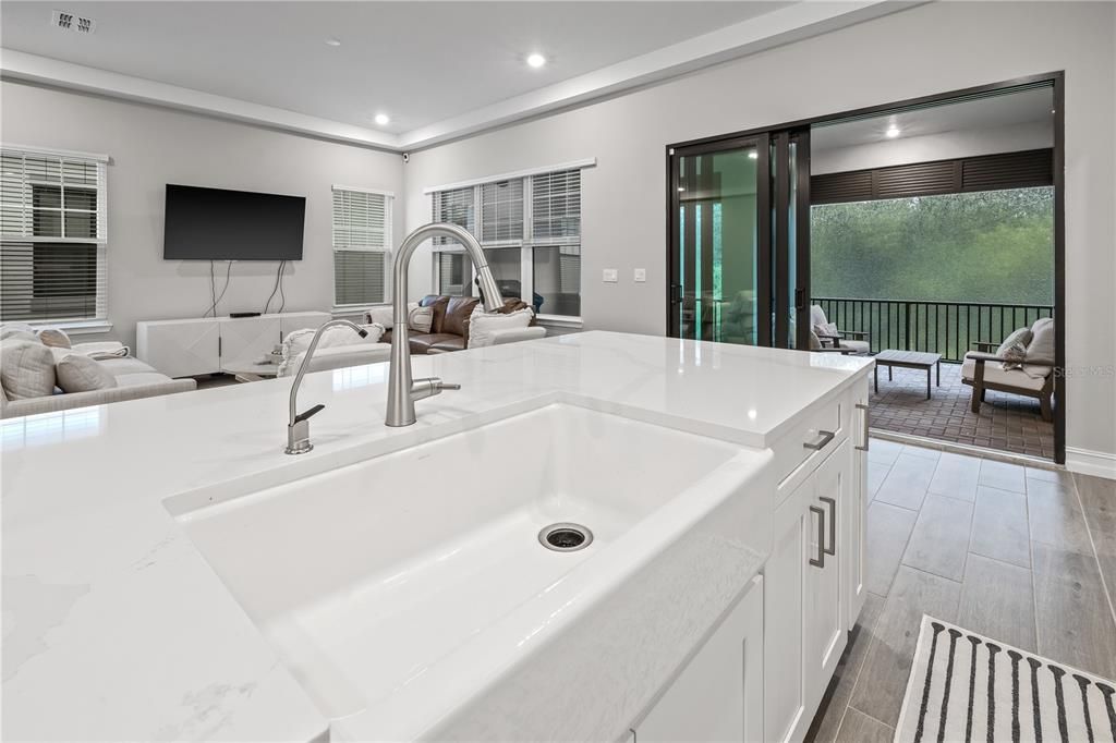 For Rent: $4,400 (3 beds, 2 baths, 1986 Square Feet)