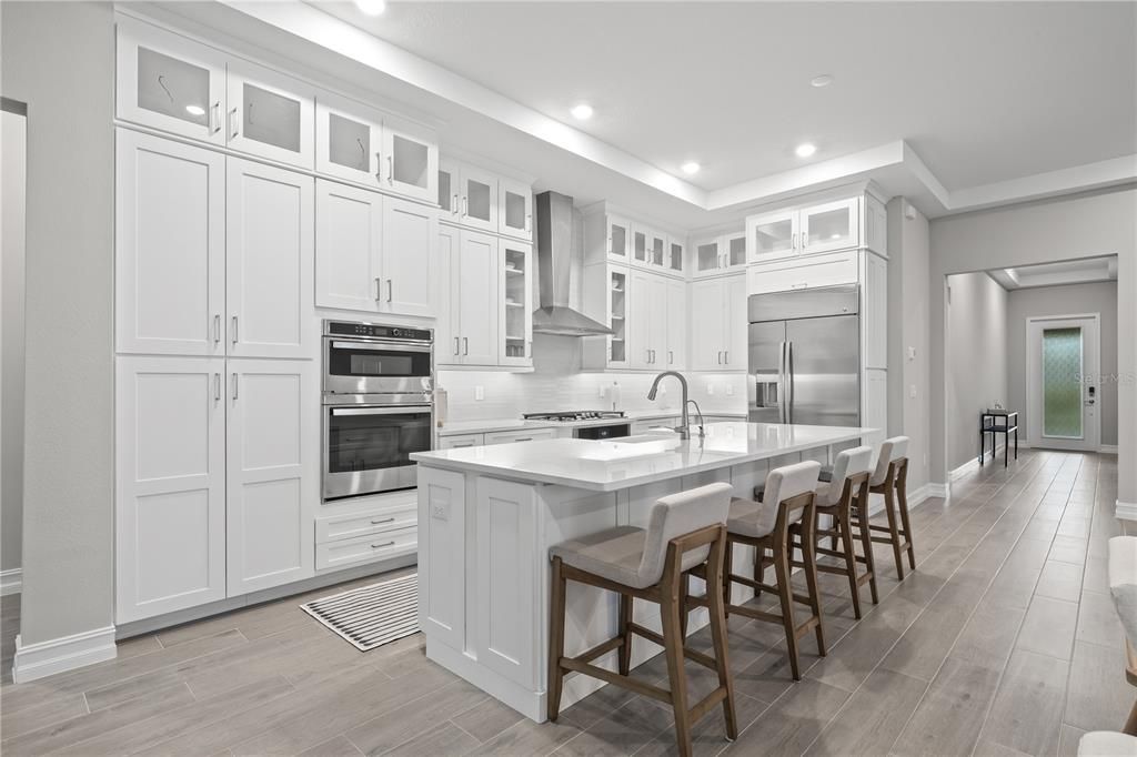 For Rent: $4,400 (3 beds, 2 baths, 1986 Square Feet)