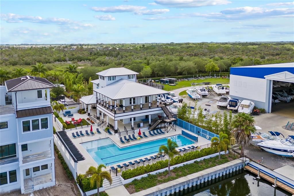 For Rent: $4,400 (3 beds, 2 baths, 1986 Square Feet)