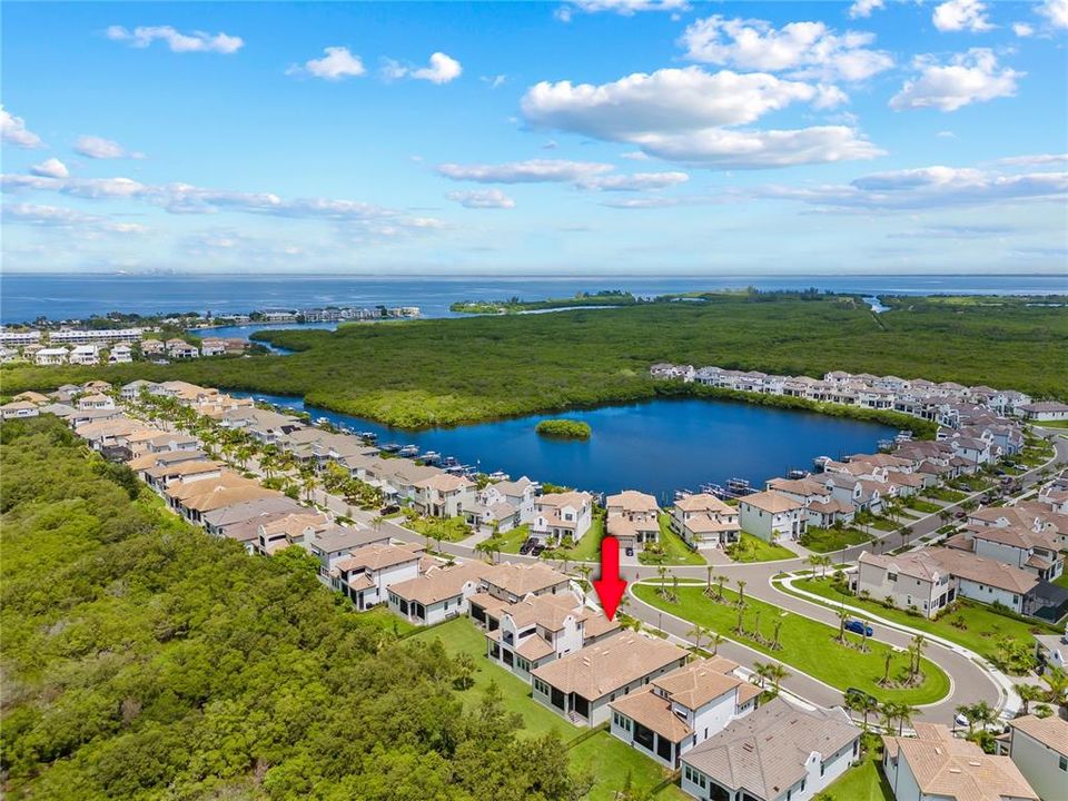 For Rent: $4,400 (3 beds, 2 baths, 1986 Square Feet)