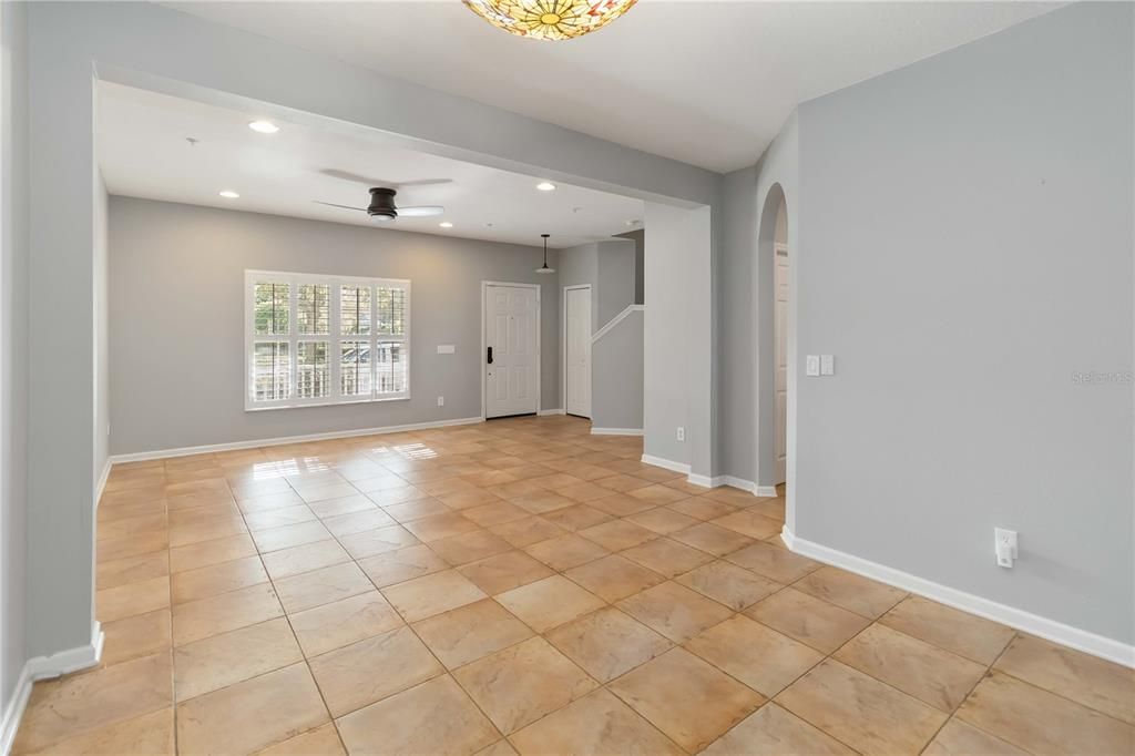 待售: $425,000 (3 贝兹, 2 浴室, 1907 平方英尺)