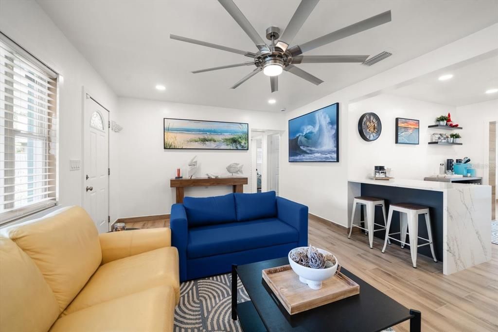 For Rent: $10,000 (3 beds, 2 baths, 1175 Square Feet)