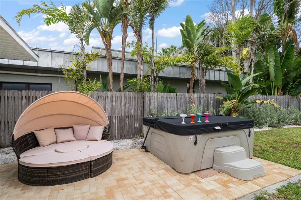 For Rent: $10,000 (3 beds, 2 baths, 1175 Square Feet)