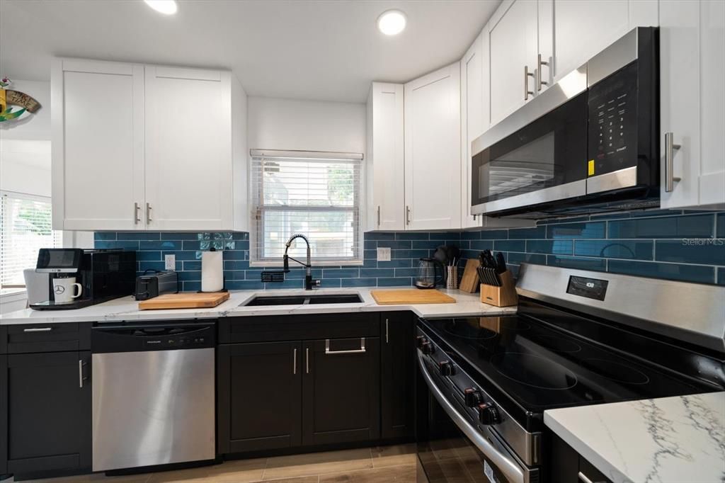 For Rent: $10,000 (3 beds, 2 baths, 1175 Square Feet)