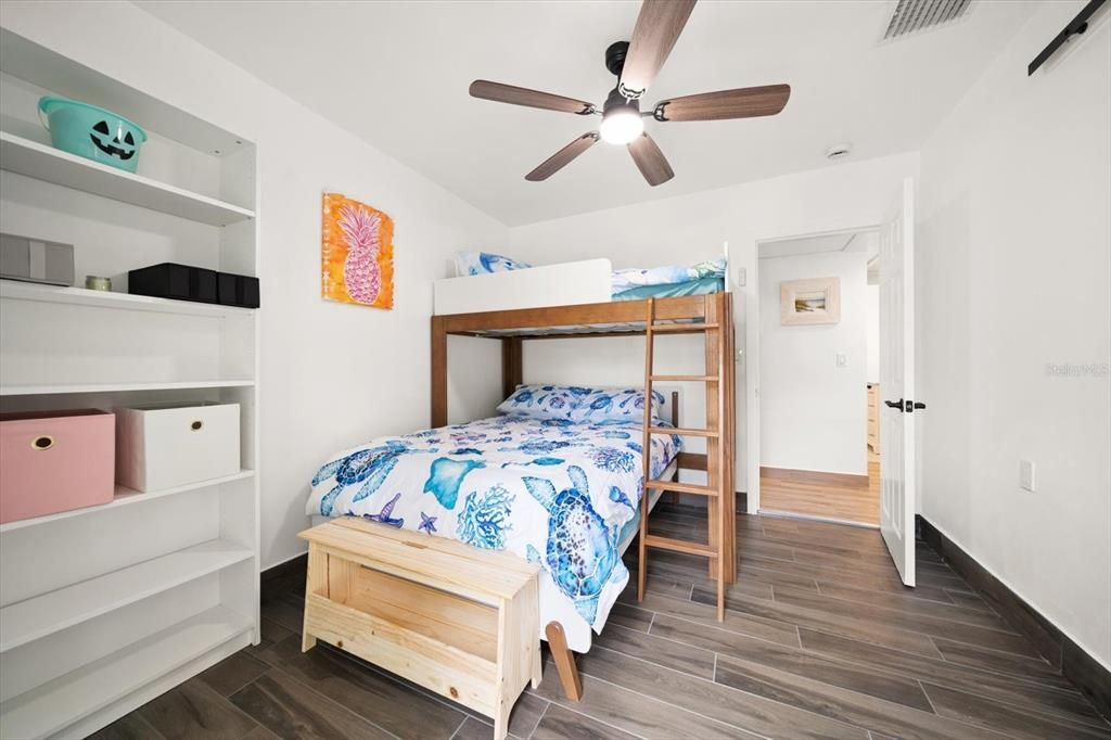 For Rent: $10,000 (3 beds, 2 baths, 1175 Square Feet)