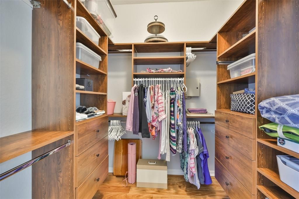 En Venta: $479,000 (2 camas, 2 baños, 2128 Pies cuadrados)