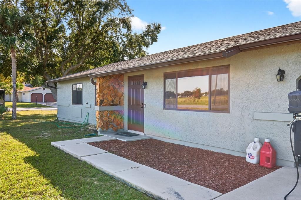 En Venta: $285,000 (3 camas, 2 baños, 1628 Pies cuadrados)