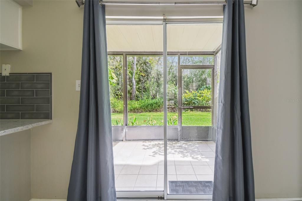 待售: $249,000 (2 贝兹, 2 浴室, 1269 平方英尺)