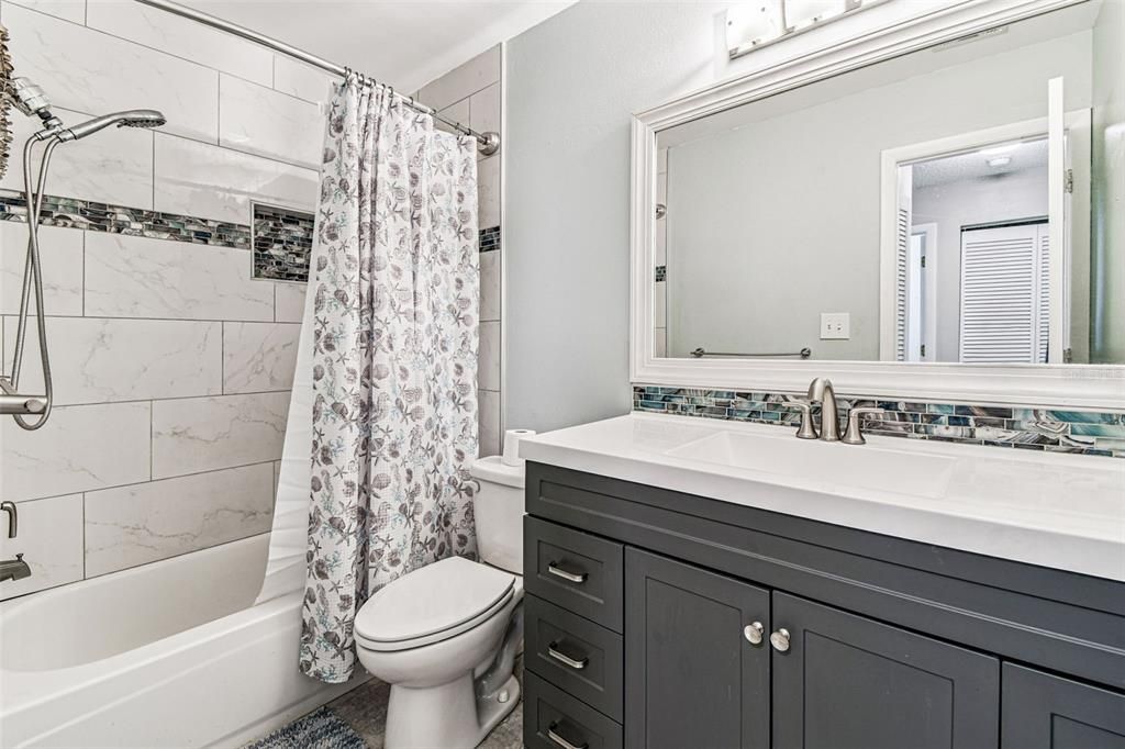 待售: $249,000 (2 贝兹, 2 浴室, 1269 平方英尺)