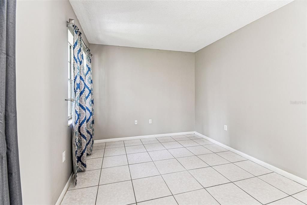 待售: $249,000 (2 贝兹, 2 浴室, 1269 平方英尺)