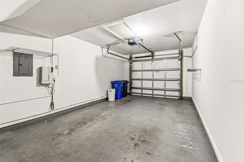 待售: $249,000 (2 贝兹, 2 浴室, 1269 平方英尺)