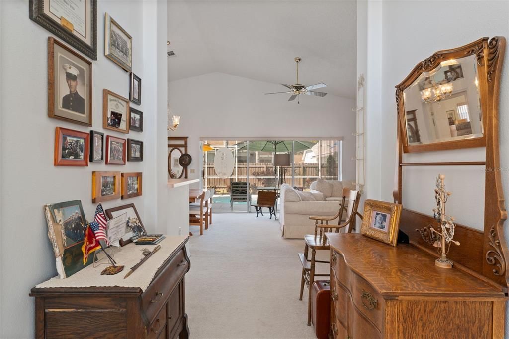 For Sale: $350,000 (2 beds, 2 baths, 1446 Square Feet)