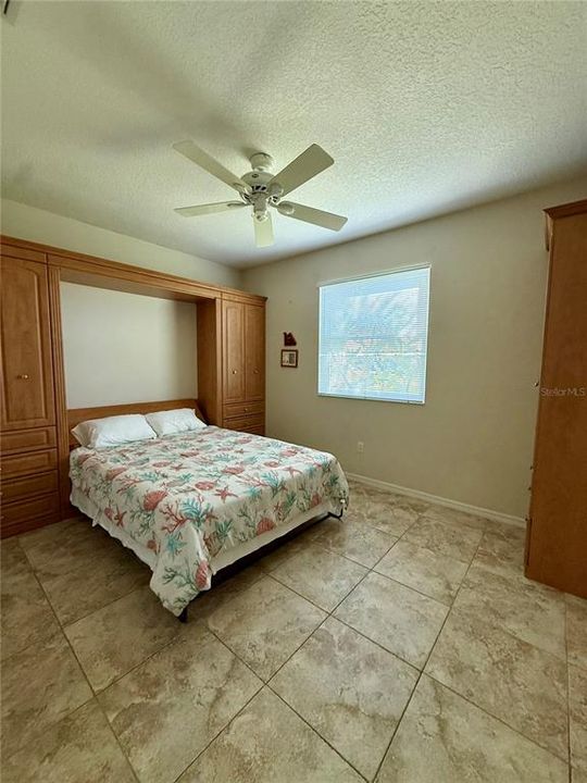 For Rent: $3,495 (3 beds, 2 baths, 2094 Square Feet)