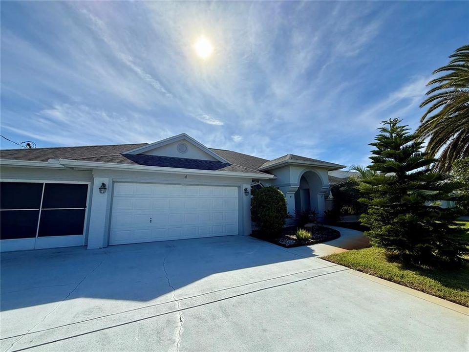 For Rent: $3,495 (3 beds, 2 baths, 2094 Square Feet)