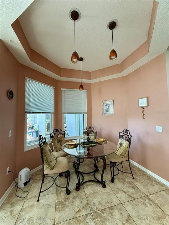 For Rent: $3,495 (3 beds, 2 baths, 2094 Square Feet)