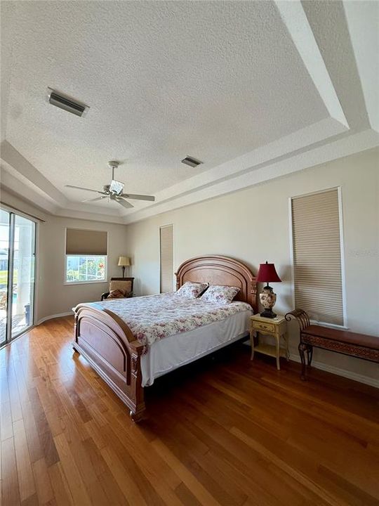 For Rent: $3,495 (3 beds, 2 baths, 2094 Square Feet)