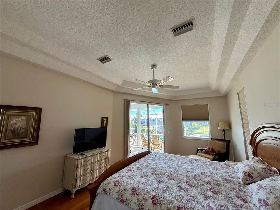 For Rent: $3,495 (3 beds, 2 baths, 2094 Square Feet)