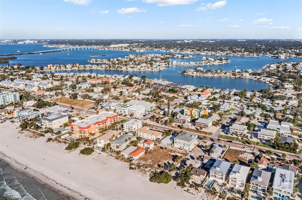 For Sale: $385,000 (1 beds, 1 baths, 535 Square Feet)