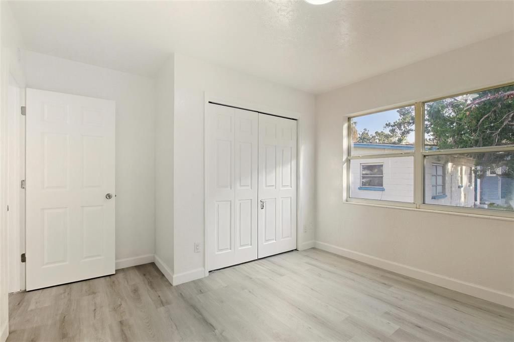 For Sale: $289,990 (3 beds, 2 baths, 1200 Square Feet)