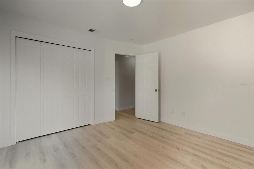 For Sale: $289,990 (3 beds, 2 baths, 1200 Square Feet)