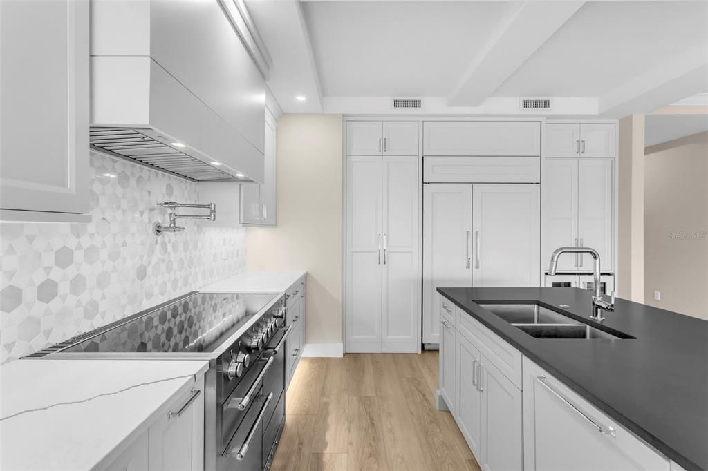 En Renta: $12,000 (4 camas, 3 baños, 3126 Pies cuadrados)