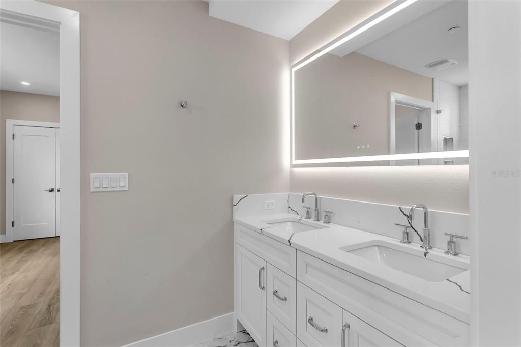 En Renta: $12,000 (4 camas, 3 baños, 3126 Pies cuadrados)