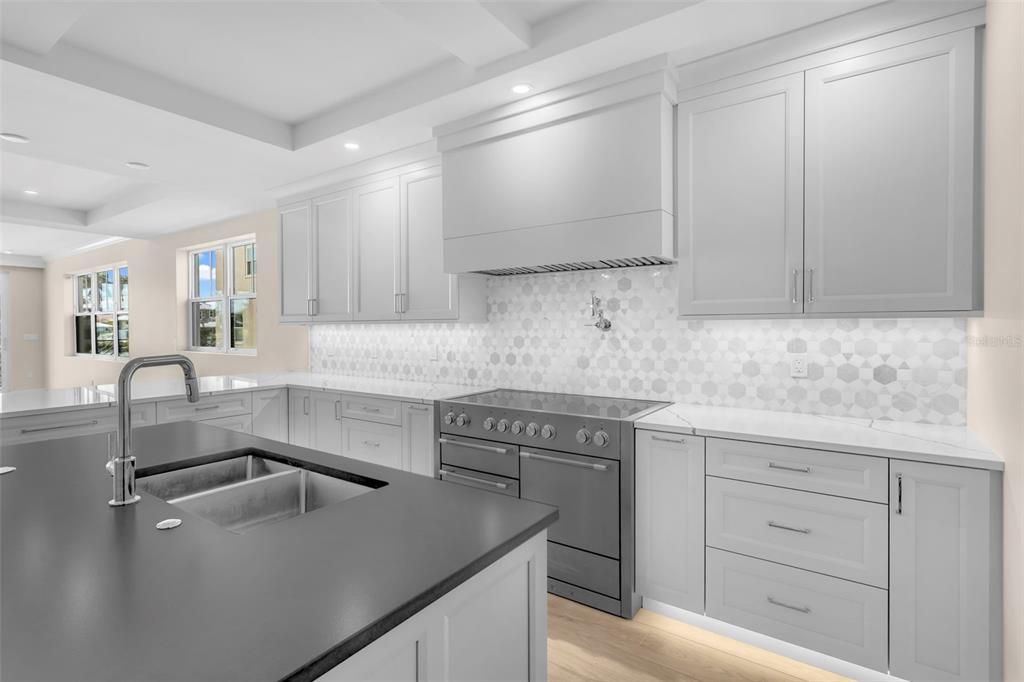 En Renta: $12,000 (4 camas, 3 baños, 3126 Pies cuadrados)