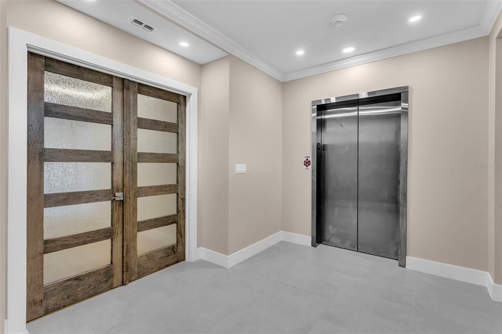 En Renta: $12,000 (4 camas, 3 baños, 3126 Pies cuadrados)