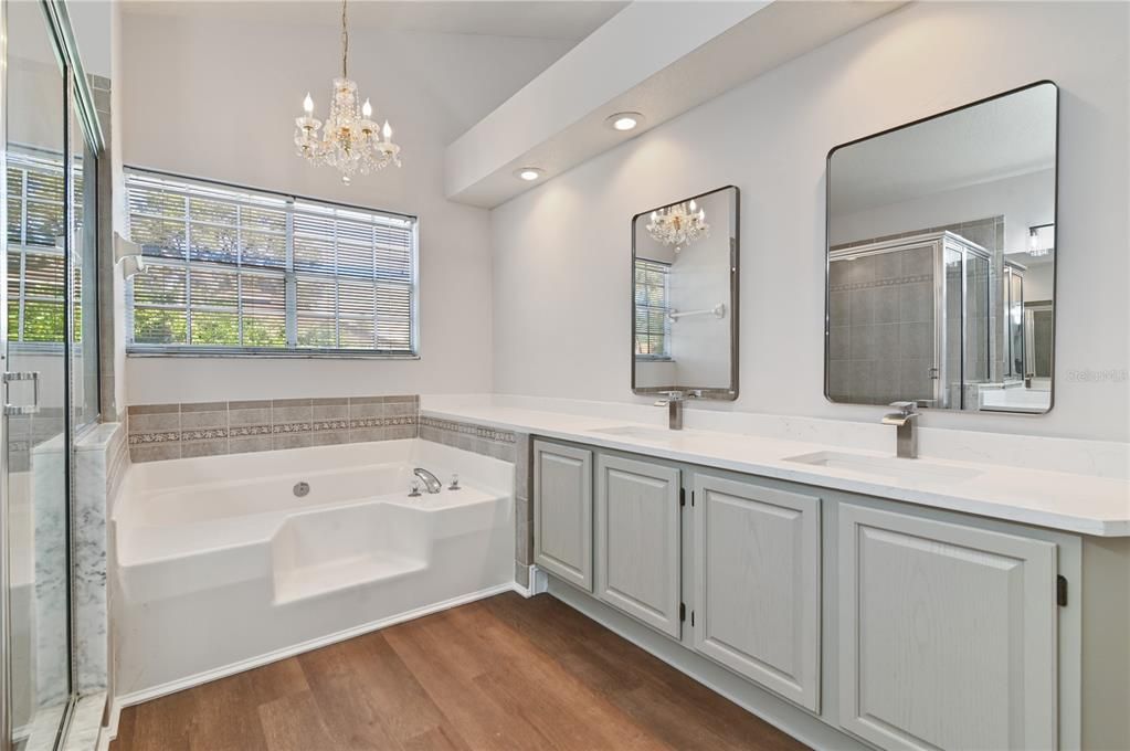 Active With Contract: $500,000 (4 beds, 2 baths, 2916 Square Feet)