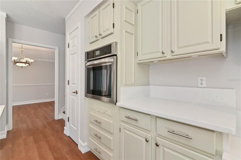 Active With Contract: $500,000 (4 beds, 2 baths, 2916 Square Feet)