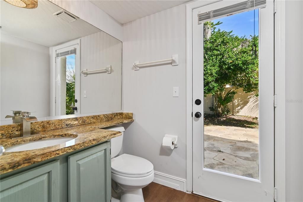 Active With Contract: $500,000 (4 beds, 2 baths, 2916 Square Feet)